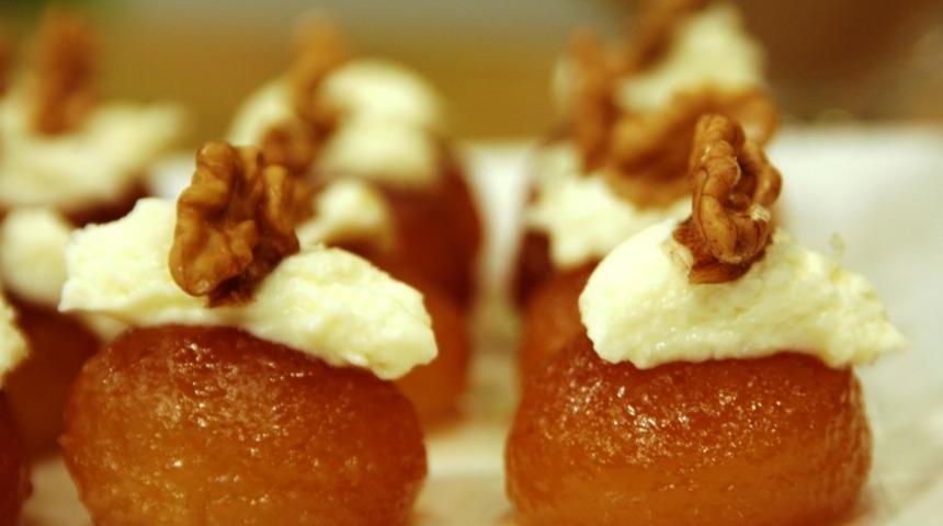 Şerbetli tatlıların en hafif hali: S&uuml;tl&uuml; Kemalpaşa tatlısı tarifi