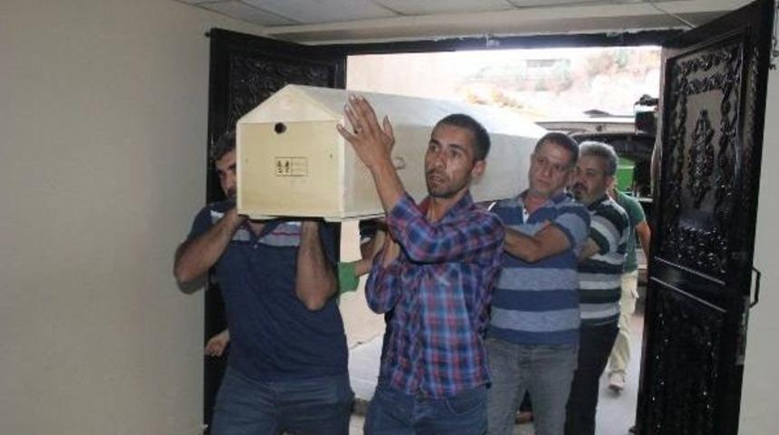 Erkek Yerine Kadın Cenazesi, Yakınlarını Şoke Etti (2)