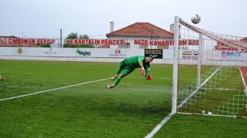 Ayvalık Derbisinde Barbaros Ve K&uuml;&ccedil;&uuml;kk&ouml;y Dost&ccedil;a Ayrıldı
