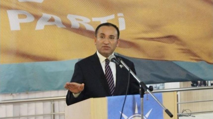 Bakan Bozdağ: "ter&ouml;re Harcanan 300 Milyar Doları Kalkınmaya Harcasaydık Şimdi Daha İyi Konumda Olurduk"