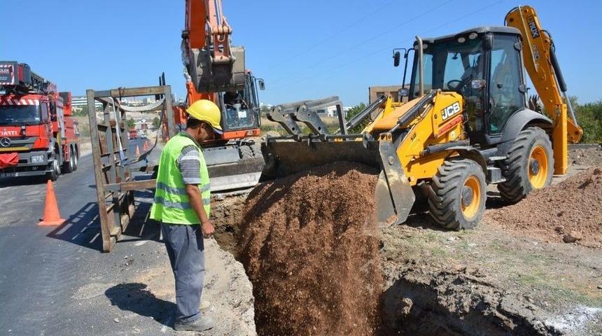 Mcb&uuml;&rsquo;de Yağmur Suyu Hattı &Ccedil;alışmaları Başladı