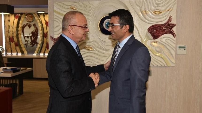 Sarıg&ouml;l&rsquo;deki A&ccedil;ık Otoparkların Tahsisi Yapıldı