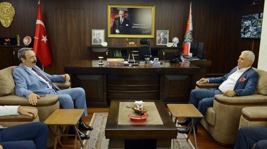 Bozbey&rsquo;den Ak&rsquo;a Ziyaret