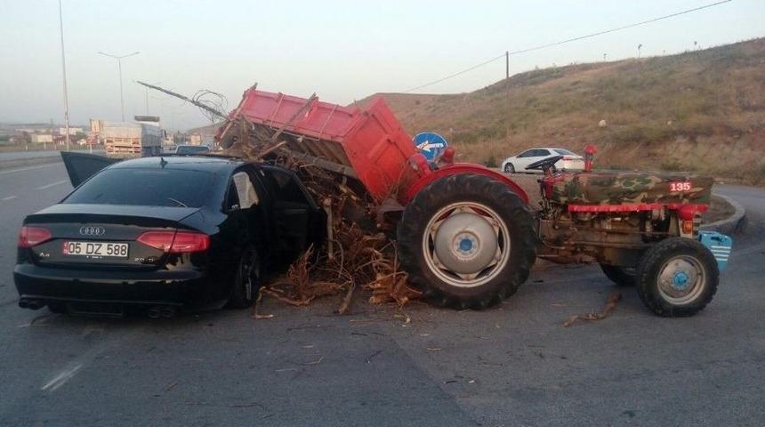 Sungurlu&rsquo;da Trafik Kazası: 2 Yaralı