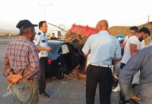 Sungurlu&rsquo;da Trafik Kazası: 2 Yaralı 2