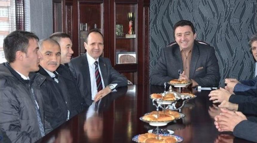 Ak Parti İl&ccedil;e Teşkilatı Başkan Bakıcı&rsquo;yı Ziyaret Etti