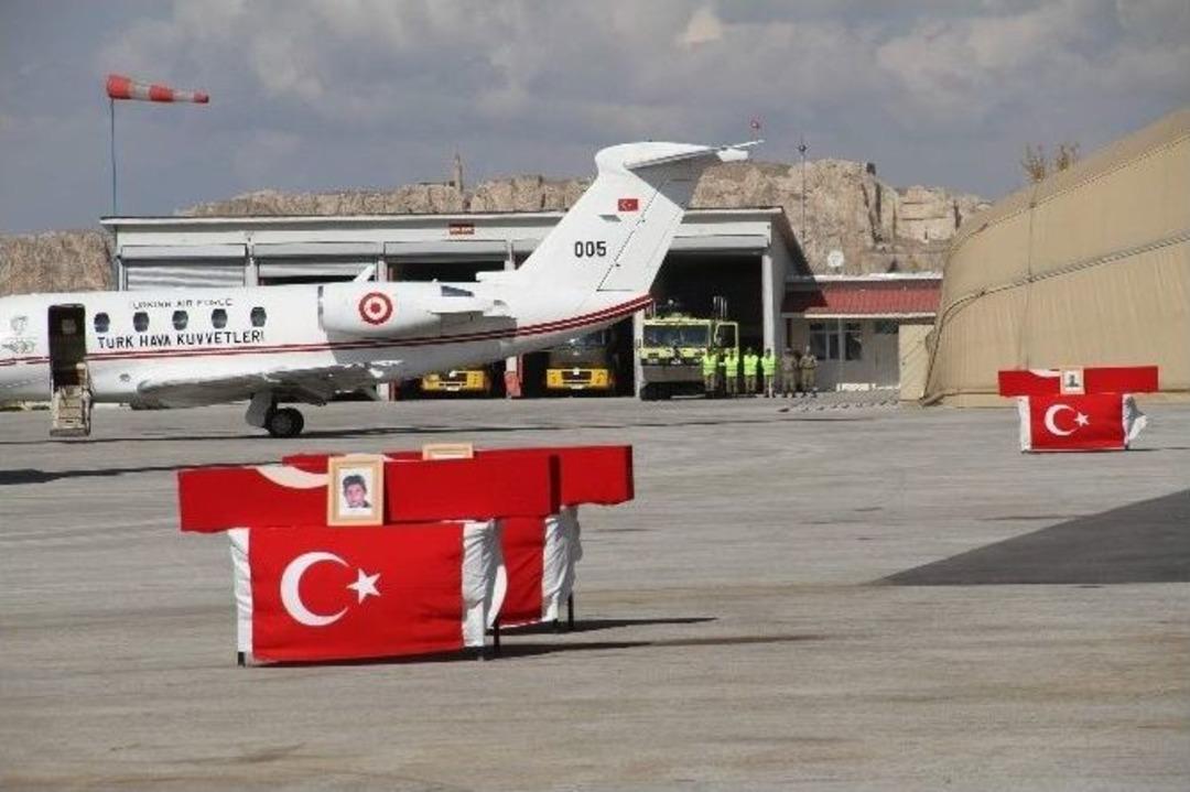 Şehitler Memleketlerine Uğurlandı