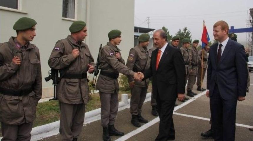 Vali Kara&rsquo;dan Emniyet Ve Jandarma Teşkilatına Teşekk&uuml;r