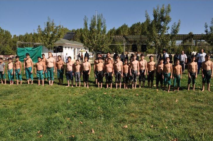 Simav’da Geleneksel Yağlı Güreş Turnuvası G2