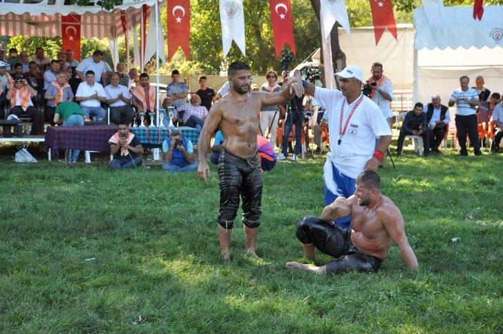 Simav’da Geleneksel Yağlı Güreş Turnuvası G5