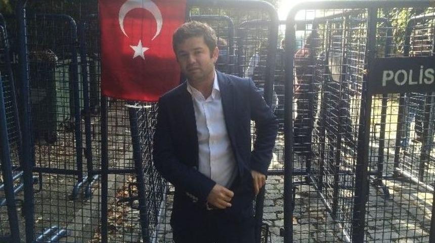 Çin Konsolosluğu’nda Tek Kişilik Eylem