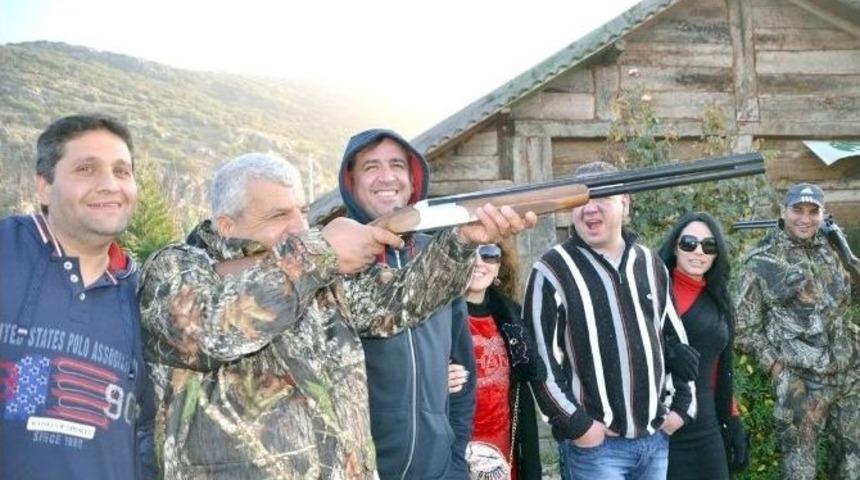 L&uuml;bnanlı Avcılar Isparta&rsquo;yı Sevdi