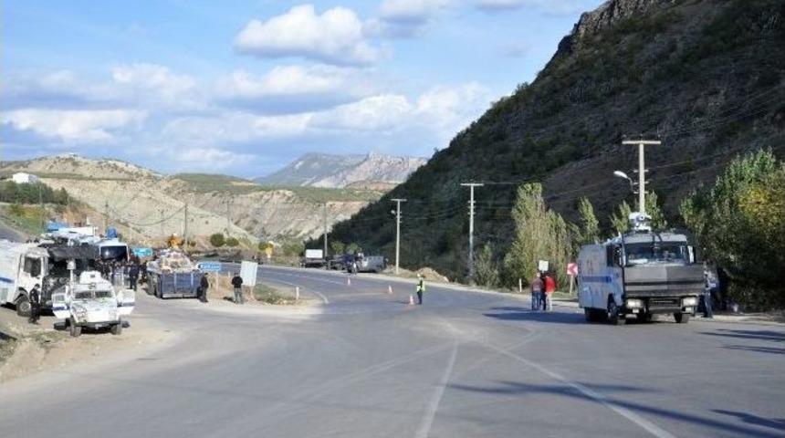 Tunceli-erzincan Karayolu Hala Kapalı