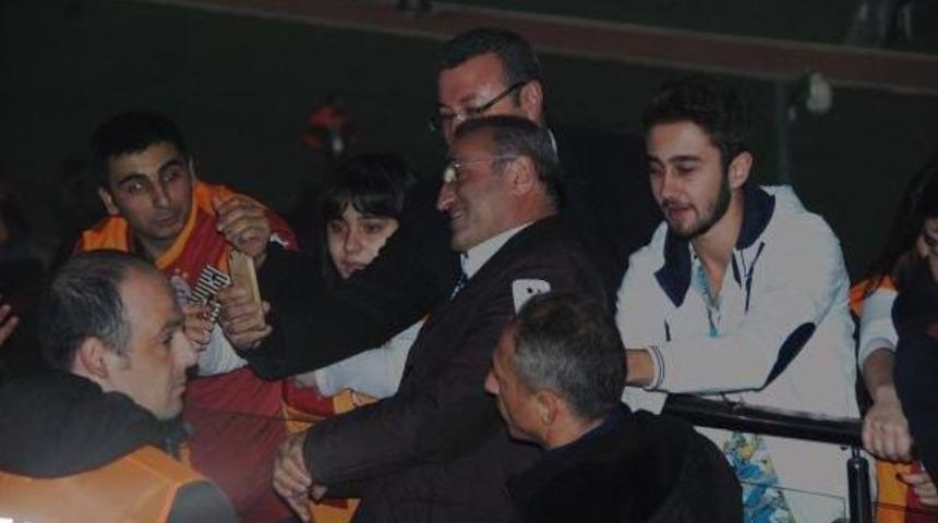 Albayrak'tan Selfıe Şov