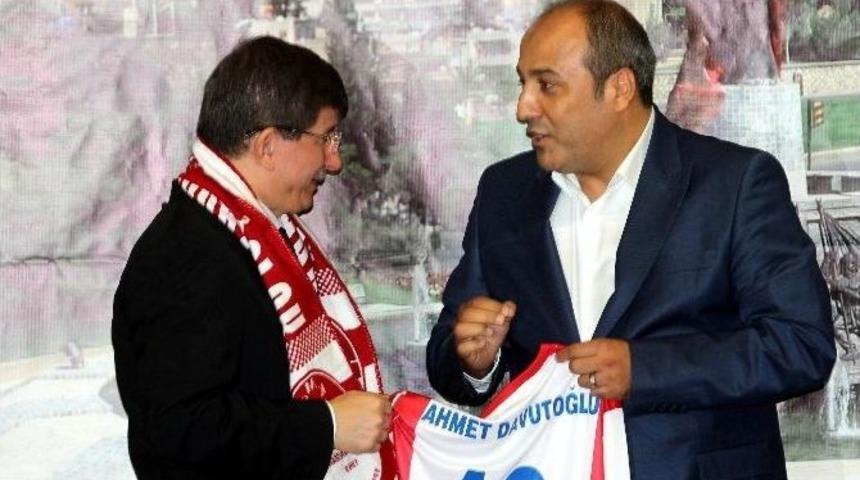 Başbakan Davutoğlu Kahramanmaraş&rsquo;ta