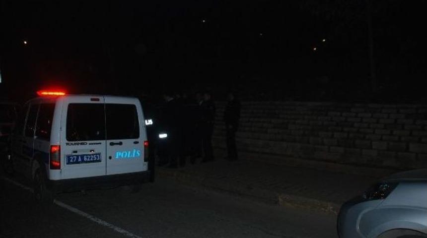 Polisten Ka&ccedil;an Ara&ccedil;, Kovalamaca Sonucu Yakalandı