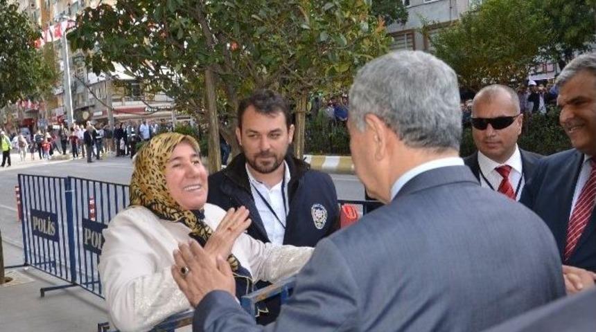 Sırma Teyzeden Arın&ccedil;&rsquo;a "polise Tokat Attırmayın" Talebi