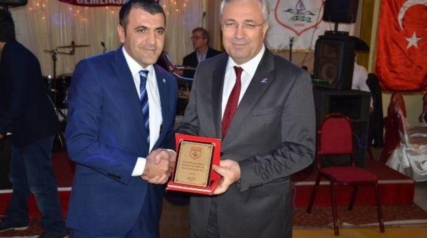 Gemlikspor&rsquo;dan G&ouml;vde G&ouml;sterisi