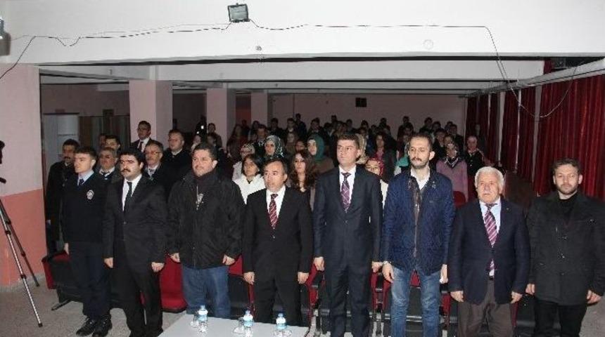 &Ccedil;atalzeytin&rsquo;de &ldquo;istiklal Marşını Anlamak&rdquo; Konulu Konferans Verildi