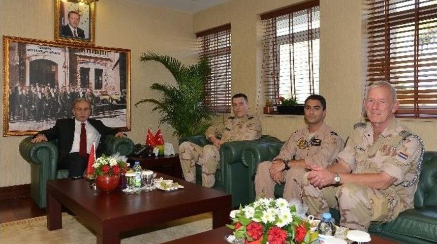 Patriot Komutanı Albay Vredegoor&rsquo;dan Vali B&uuml;y&uuml;k&rsquo;e Veda Ziyareti