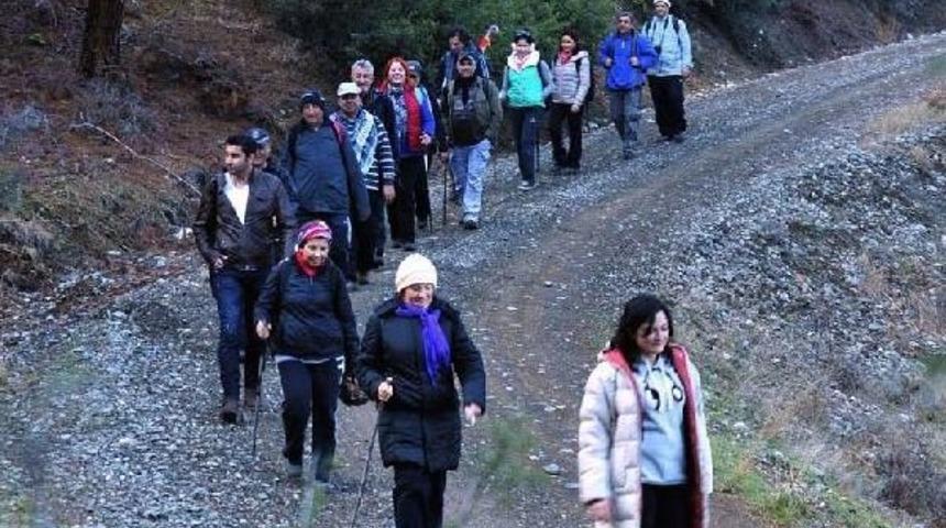 Doğaseverlerden Karag&ouml;l Gezisi