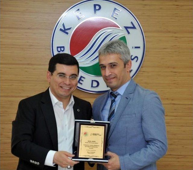 Projeye Destek Verenlere Teşekk&uuml;r Plaketi 2