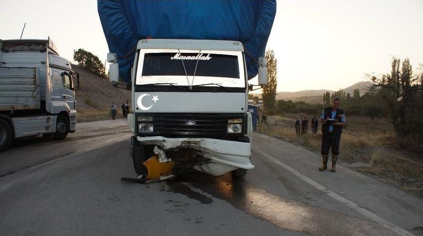Ankara&rsquo;da Trafik Kazası: 1&ouml;l&uuml;, 1 Yaralı