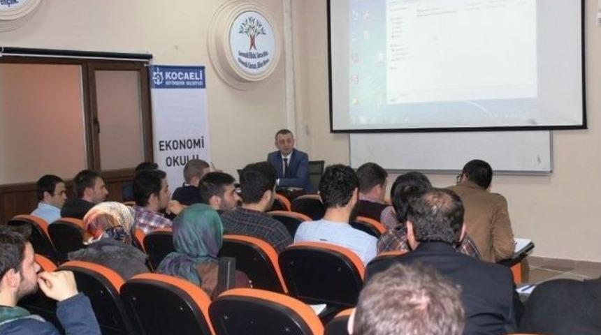 B&uuml;y&uuml;kakın, Ekonomi Okulu&rsquo;nda Gen&ccedil;lerle Buluştu