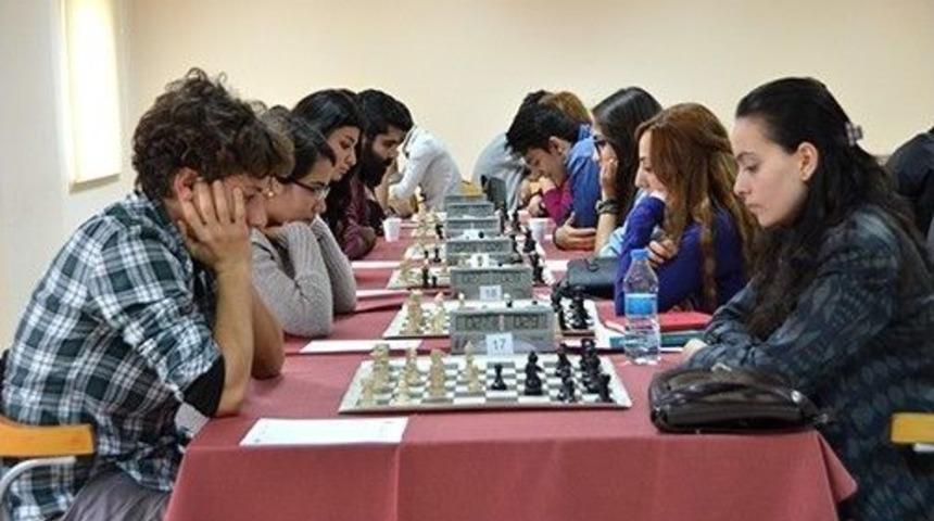 Yeni Yıl Satran&ccedil; Turnuvası Tamamlandı