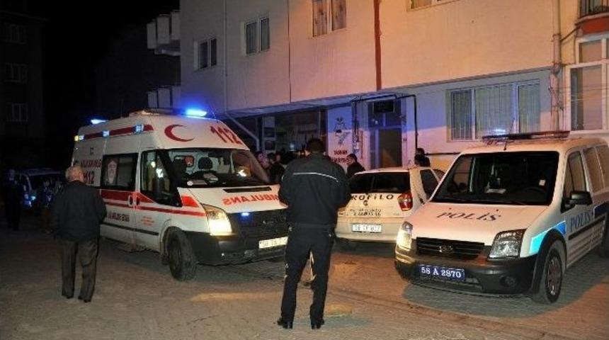 Y&uuml;ksek Mimar &Ccedil;amaşır İpiyle İntihar Etti