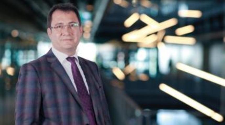 Prof. Dr. Yusuf Baran&rsquo;a Eczacılık Akademisi Teşvik &Ouml;d&uuml;l&uuml; Aldı