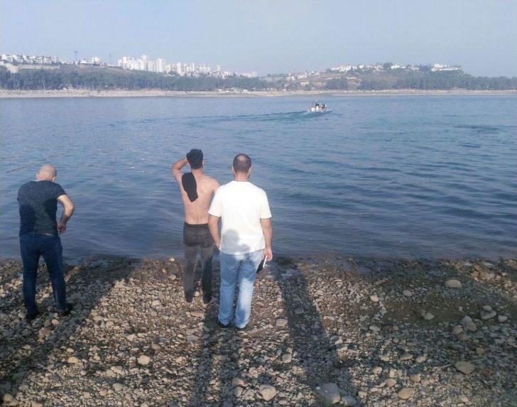 Göle Giren 3 Arkadaştan Biri Boğuldu G1