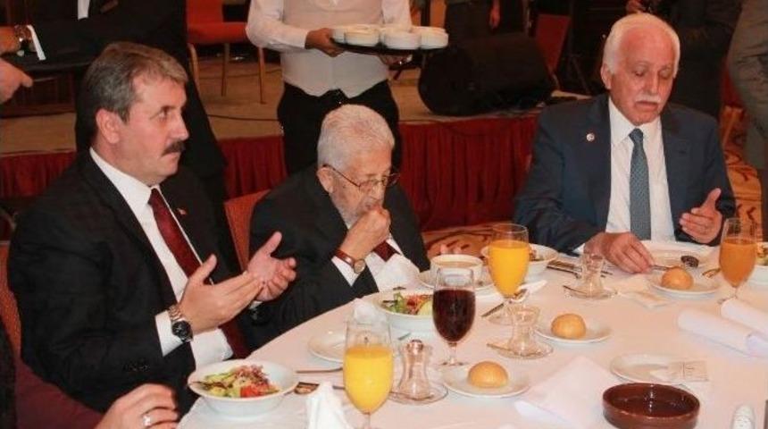 D&uuml;nya Ehl-i Beyt Vakfı&rsquo;ndan Muharrem Ayı İftarı