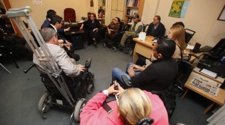 Aydın&rsquo;da Engelli İstihdamının &Ouml;n&uuml;ndeki Engeller Kaldırılıyor