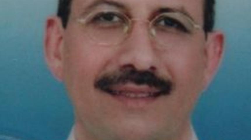 Zeytin Toplamak İ&ccedil;in &Ccedil;ıktığı Kamelya &Ccedil;&ouml;k&uuml;nce &Ouml;ld&uuml;