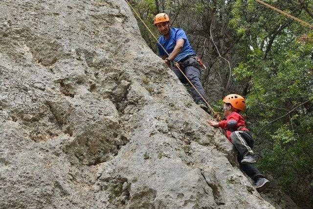 14. Ulusal Kaya Şenliği, Konyaaltı’nda Yapıldı