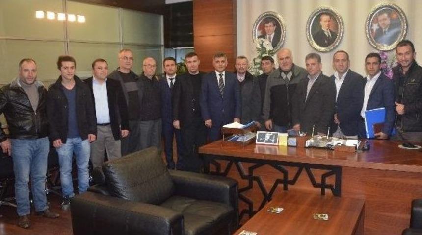 Kartepeli G&uuml;reş&ccedil;iler Şampiyon Oldu