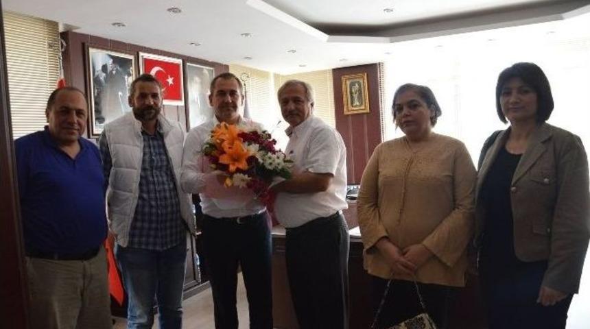 Berberler Ve Kuaf&ouml;rler Odası&rsquo;ndan Metal-iş&rsquo;e Ziyaret