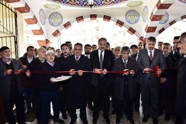 Kutlu Mahallesi Bağlar Camii Hizmete Açıldı