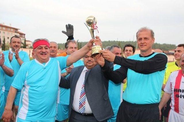 Şöhretler 29 Ekim’de Sahaya Çıkıyor 2