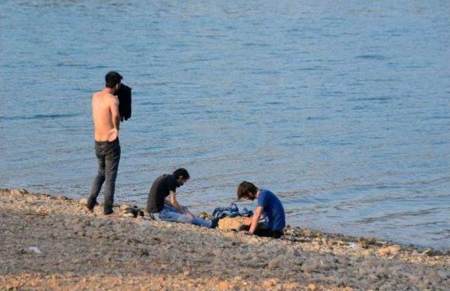 Seyhan Baraj Gölü'ne Giren Genç Boğuldu