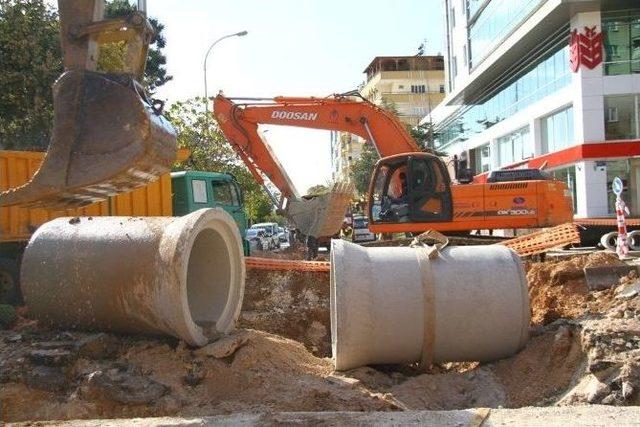 Gazi Muhtarpaşa’da Alt Yapı Yenileme Çalışmaları Başladı