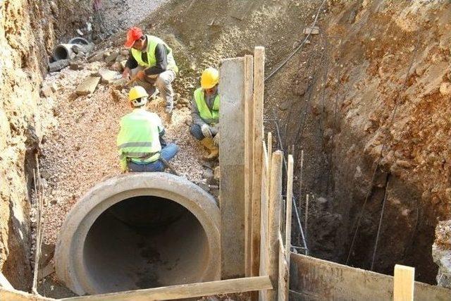 Gazi Muhtarpaşa’da Alt Yapı Yenileme Çalışmaları Başladı