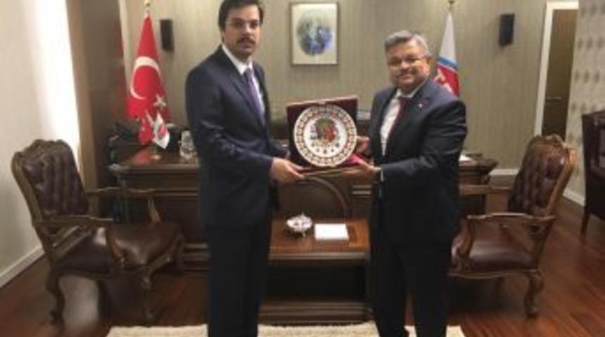 Başkan Yağcı, Trt Genel M&uuml;d&uuml;r&uuml; Eren İle Bir Araya Geldi