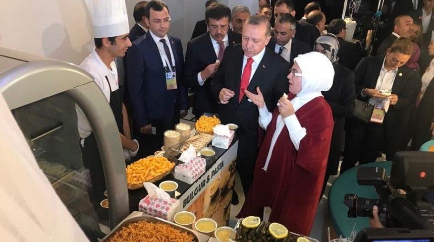 Cumhurbaşkanı Erdoğan Bulgurdan Yapılan Bisküviyi Çok Beğendi