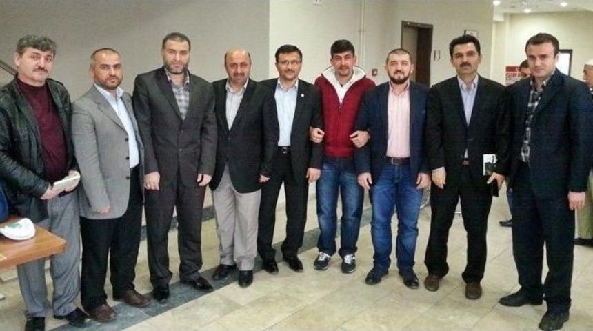 İlahiyat&ccedil;ı Yazar &Ouml;mer D&ouml;ngeloğlu &Ccedil;aycumalılar&rsquo;la Buluştu