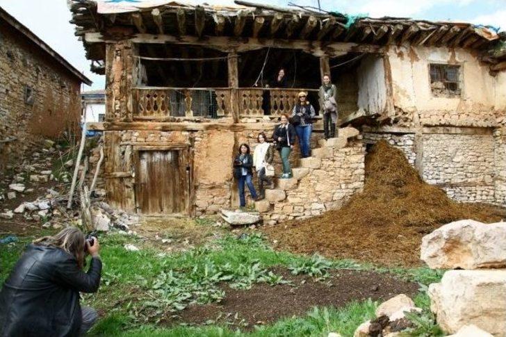 Efsad Üyesi Fotoğrafçılar Han İlçesinde G4