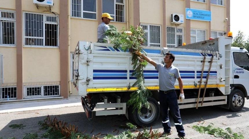 Manavgatta&rsquo;ki Okullarda Bakım, Onarım