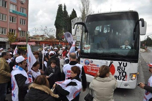 Eğitim-iş’ten ’laik Eğitim Ve Emeğe Saygı’ Yürüyüşü