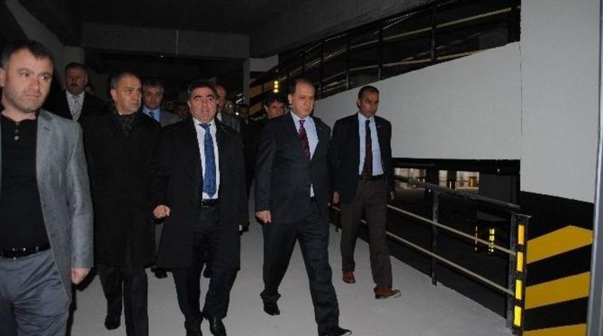 Amasya&rsquo;da 450 Ara&ccedil;lık 3 Katlı Otopark Tamamlanma Aşamasında